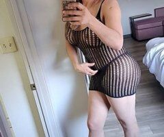 Westchester escorts - garganta profunda todo adentro