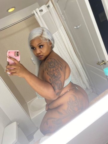 In-town booking with me  (Roswell/Carlsbad) — pegging & femdom, massages - 1