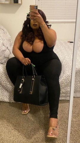 Phoenix Upscale Female Escort — Outcall & Massage, Fetish Friendly - 1