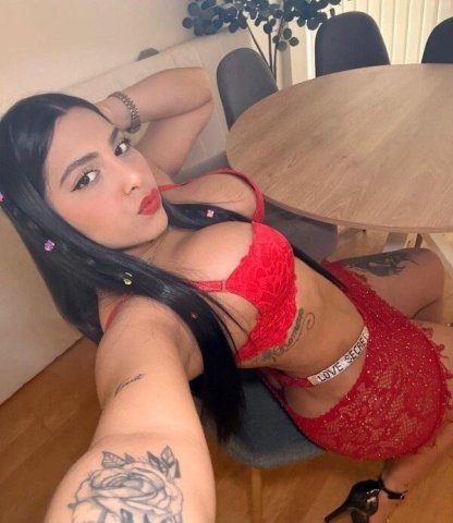 Stockton CA: Sexy Muequita Latina — Sofa (26) en tu zona - 1