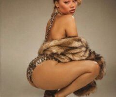 Chicago Erotic Massage + Handjob (Incall Only) - Image 4