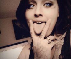 Spokane Discreet Female Escort — blue-eyed cutie - Image 4
