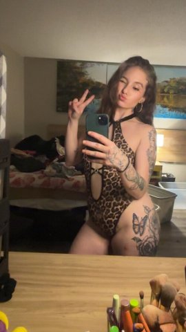 Kansas City Female Escort — Up-to-Date Photos, Cum See Me Deals, No Deposits - 1