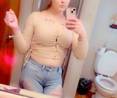 Maui escorts - Maui Snowbunny (34) — Blue-Eyed, Discreet Date & Private Time