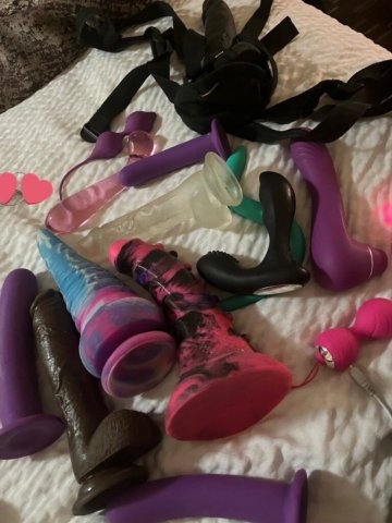 San Fernando Valley Girlfriend Domination + Nuru & Prostate Massage (In/Outcall) - 1