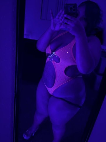 Stockton CA Incall & Outcall Female Escort — QV $120, Car Play - 1