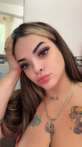 Westchester, New York Female Escort — freshly showerd clean - 1