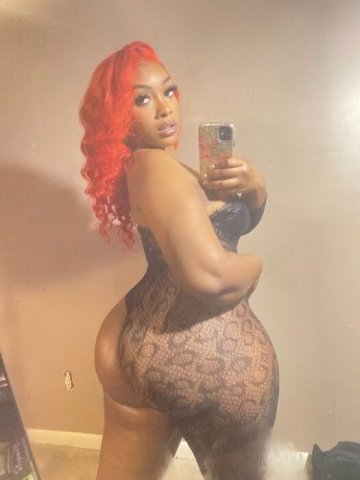 Sweetz Female Escort — Protected GFE & Two-Girl Sessions - 1
