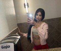 Los Angeles escorts - Los Angeles Incall, Car Date & Outcall Options — 2 Girls, Findoms, Feet Pics