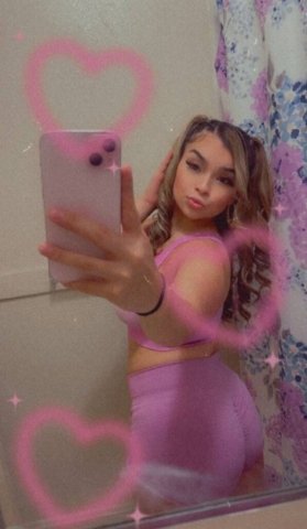 Confident, playful female escort — Northern Virginia/D.C. - 1