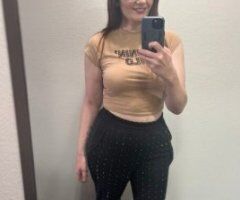 Kansas City Female Escort — New here, show me the ropes - Image 2