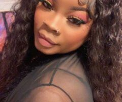 Gis’elle (5’3 curvy) — Discreet female escort in Bellingham, WA - Image 2