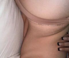 Jacksonville Florida 5STAR Female Escort — video call verification - Image 3