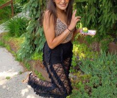 Minneapolis / St. Paul escorts - Layla — Minneapolis/St. Paul Female Escort (GFE, Massage, Private Content)