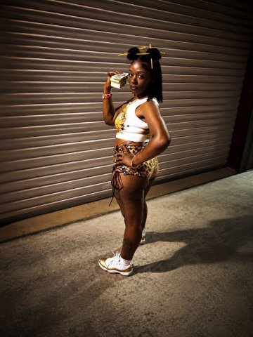 Waco, Texas Female Escort — outcall & cardates - 1