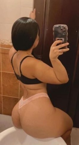 Allentown Latina Female Escort — Incall & Kiss - 1