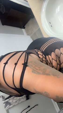 Columbia, SC Outcalls Only — Fetish & Kink Friendly Female Escort - 1