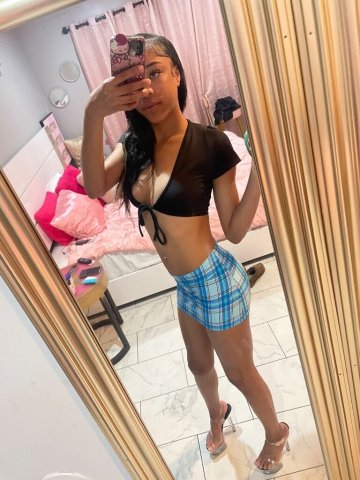 Cinnamon (Petite) — Monterey Incall & Outcall - 1