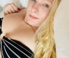 Palm Springs escorts - Palm Springs Hot Mom Female Escort — BBJ, Anal/Oral, Car Fun (In/Out)