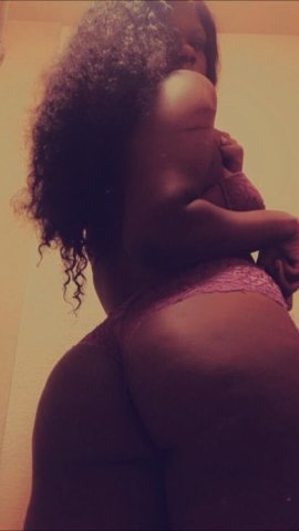 Inland Empire, CA Female Escort — Natural Curvy Experience (Incalls & Outcalls) - 1