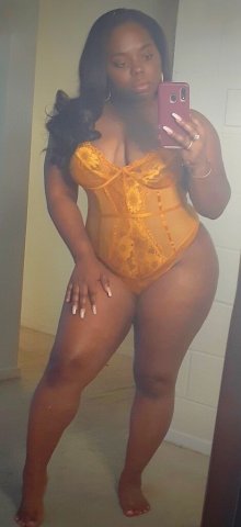 Fresno CA Female Escort — Video-Only Private Sessions - 1