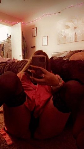 Brittany (Curvy Brunette) — Galveston Female Escort, FaceTime Verification - 1