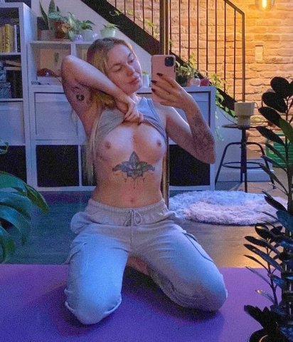 Northern Michigan Female Escort — Incall/Outcall + Car Fun, BBJ, Hot Video VIP - 1