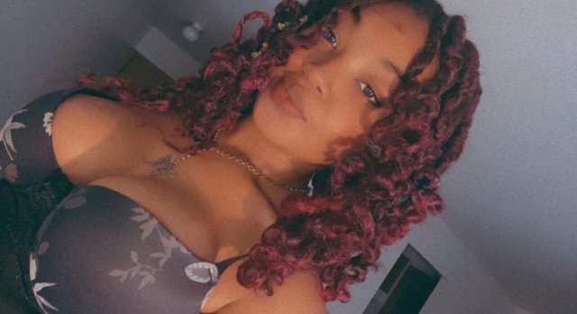 Milwaukee Outcall Only Dominican Escort for FaceTime Verification - 1
