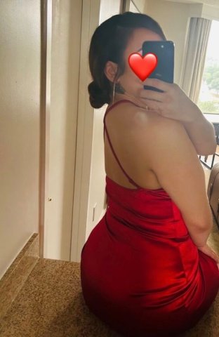 Slim Thick Brunette Erotic Massage (Dallas) — 60-Min Session Discounts - 1