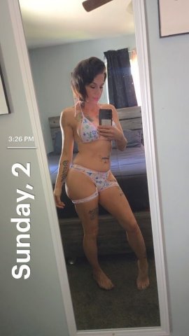 Lebanese & Italian Milf Escort — Cream Snapchat - 1