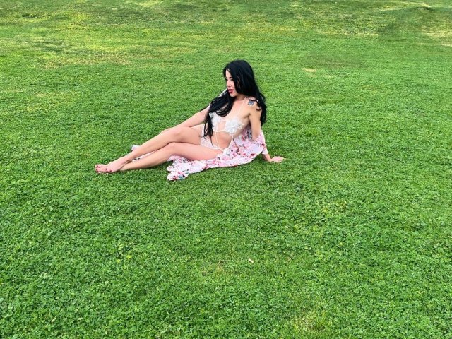 Cedar Rapids, Iowa Female Escort — “chica sexy” (33) - 1