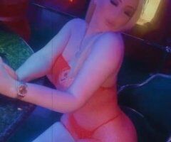 Portland Blonde Bombshell DDD & Big Booty - Image 6