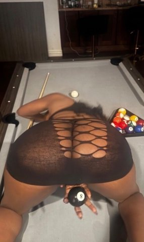 San Fernando Valley Petite Female Escort — BBJ, outcall & car fun (no incall) - 1