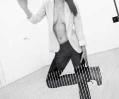 Pittsburgh PA Female Escort — 200 min in/out-call options - Image 4