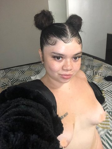 Beaverton Latina Female Escort — Selena for Incall & Outcall - 1