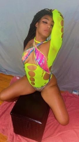 Cali Carolina Blaze — Traveling Female Escort (Full Service) - 1