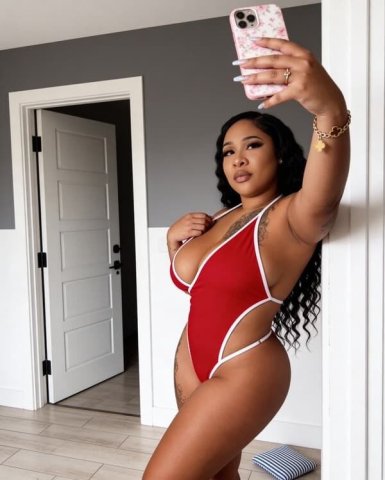 Adrianna Starr in Modesto — Sexy massages and full services (screening required) - 1