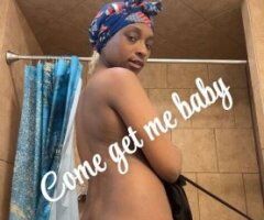 Topeka KS Busty Curvy Female Escort — Private Party Fun (22) - Image 3