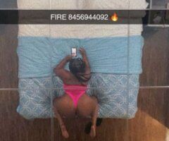 Bronx Female Escort — 5'8 thick voluptuous woman, WYSIWYG pics - Image 4
