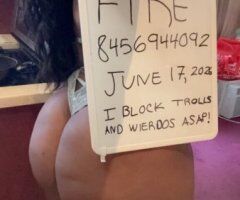 Bronx Female Escort — 5'8 thick voluptuous woman, WYSIWYG pics - Image 5