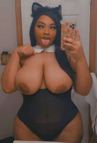 Curvy Female Escort — Natural Photos, Incall/Outcall, Hotel & Car Date - 1