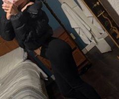 Petite 24-Hour Female Escort in Reno, NV (Discreet, Clean) - Image 2