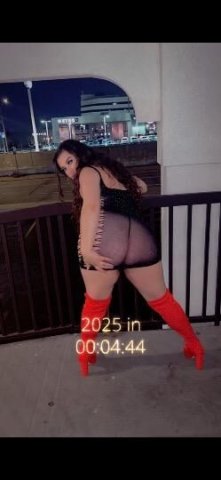 Oklahoma City Female Escort — Car Dates & Outcalls (NO BARE) - 1