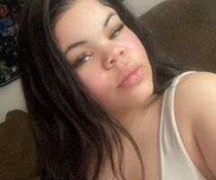 Tatted up lightskin curvy “slim thick” looking to play — hit me up - Image 2