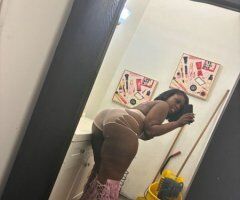 Chicago escorts - Facetime verify — incalls with young freak energy (Uber-friendly)