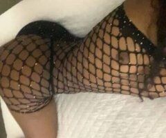 Washington, DC 5'11 Fantasy Doll — Cum & Enjoy Unwrapped Tongue Massage - Image 4