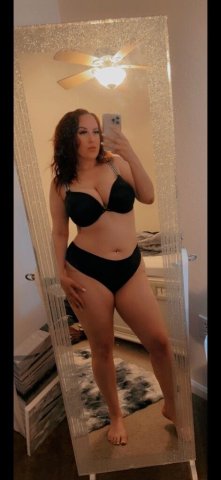 33-Year-Old Curvy MILF Escort — Live Video Sex & InCall/OutCall - 1