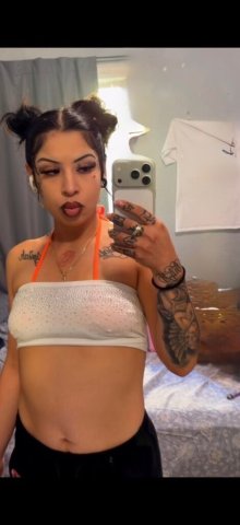 Orange County Petite Latina Escort (22) - 1