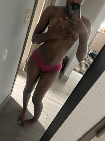 Terre Haute Female Escort — Chocolate-theme Sessions (Incall/Outcall) - 1