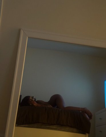 Soul Snatcher — Petite 5'2 Caramel Escort (Incall/Car Play/Outcall) - 1
